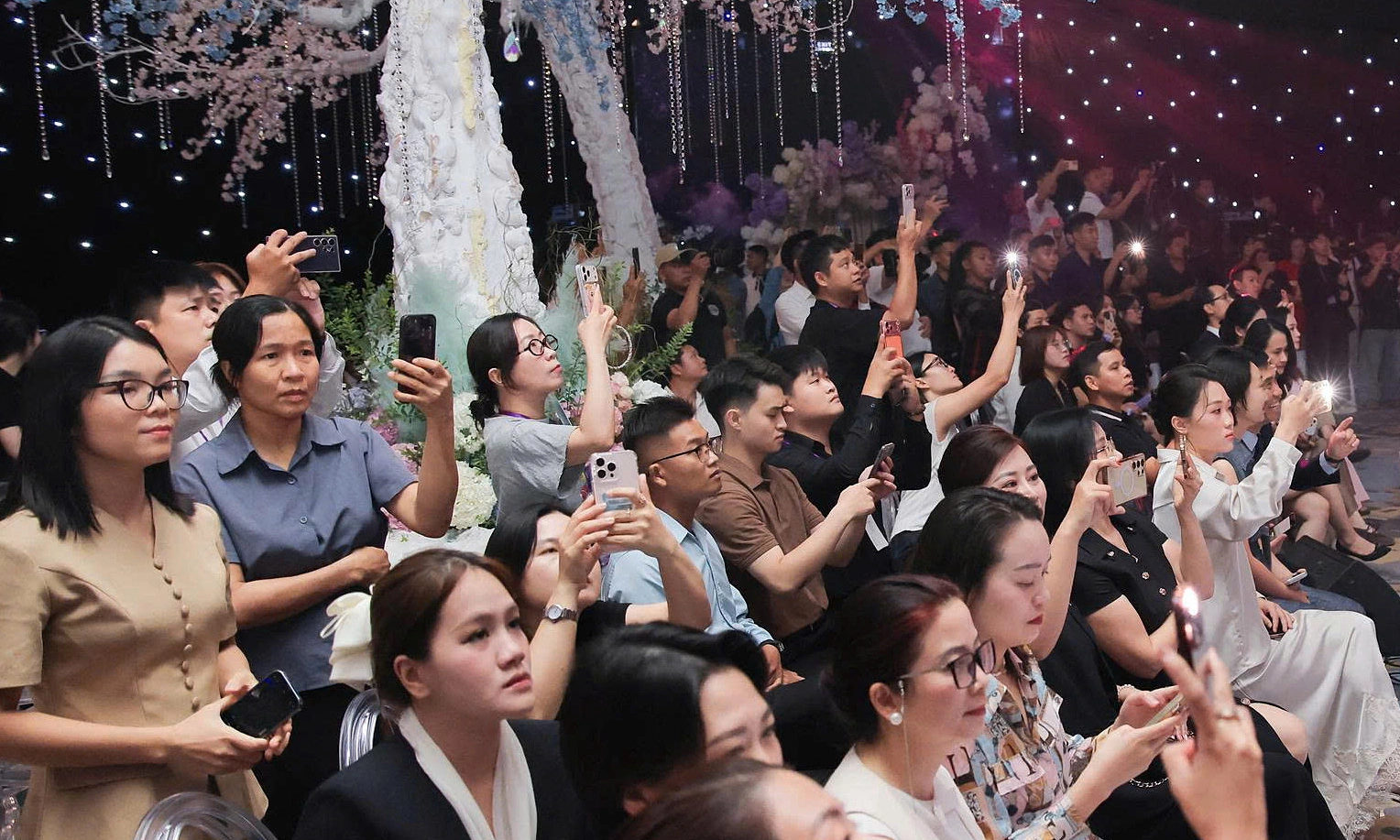 Thousands flock to The Vietnam Grand WeddX wedding exhibition