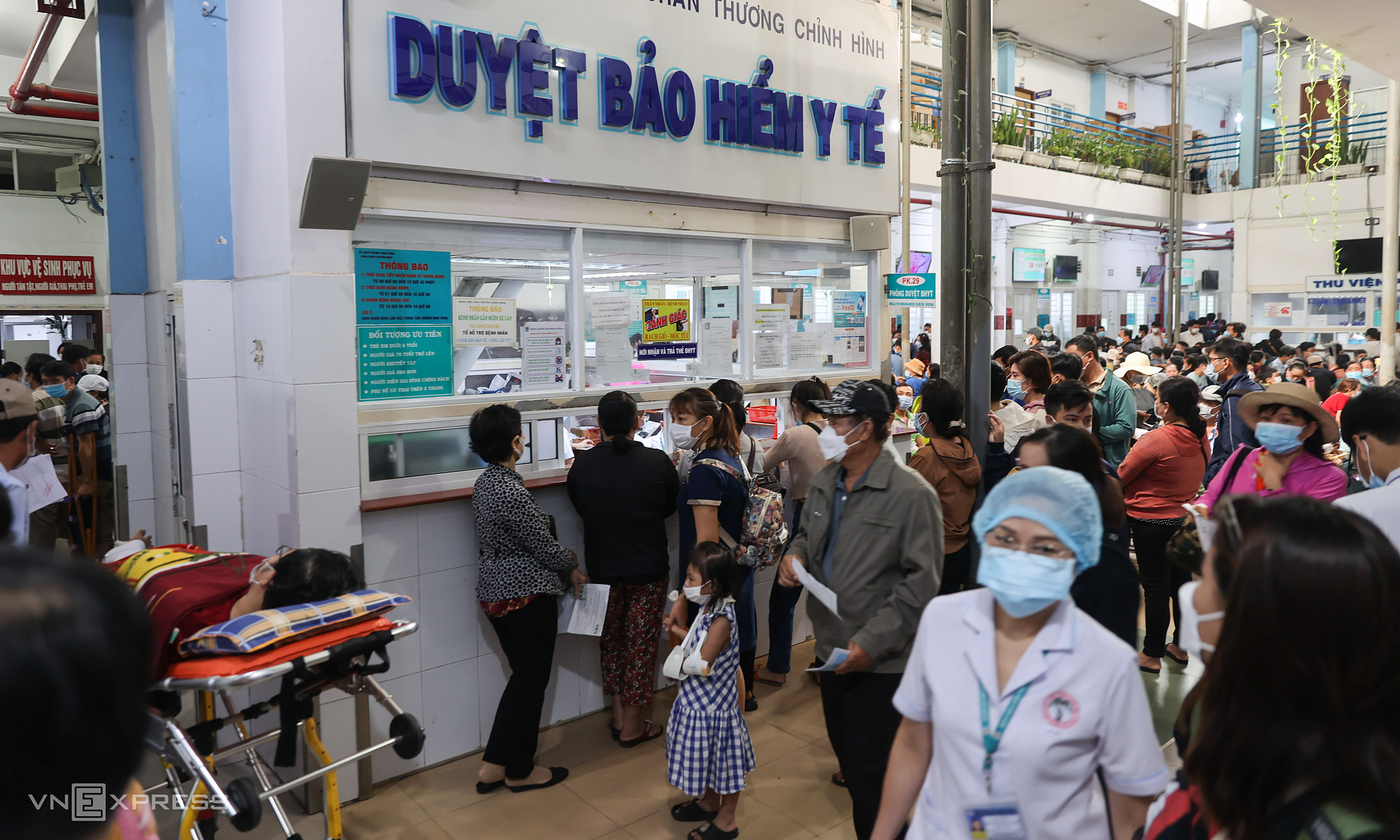 AI simulates "health insurance traps" for doctors to compete in problem-solving