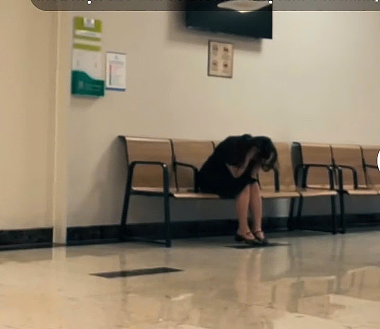 27-year-old woman experiences hallucinations, self-harm after partner's betrayal