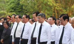 Prime minister attends ceremony to launch search and collection of martyrs' remains at Le Thi Rieng park