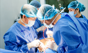 12 screws implanted to restore elderly woman's spine