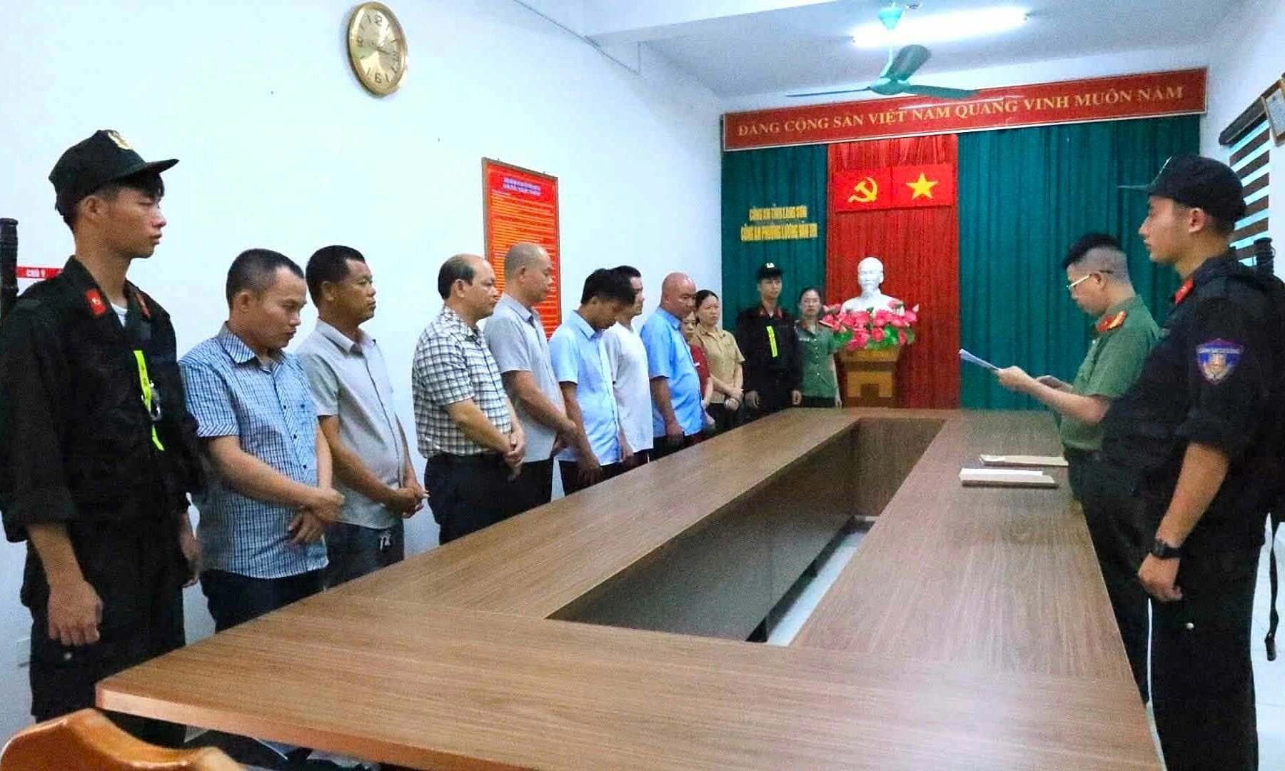 Two deputy chairpersons arrested in 7 billion Vietnamese dong temple donation embezzlement case