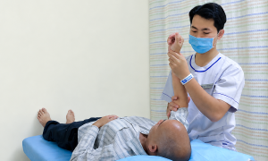 Rotator cuff tear after traffic accident