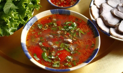 Is it better to mix rice with soup or eat dry rice?