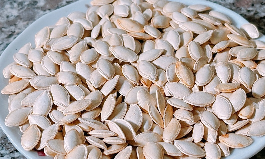 Four food groups that may help reduce cravings