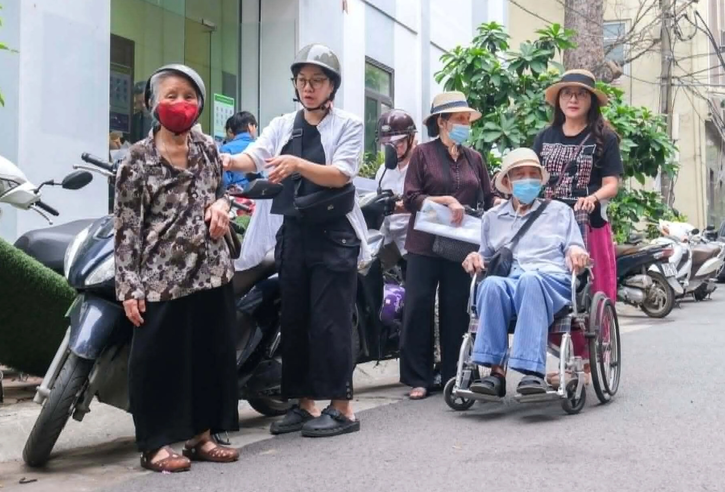 Hanoi to provide home pension payments for those unable to delegate