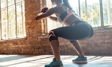 Japanese doctor shares a squatting method to lower blood sugar after meals