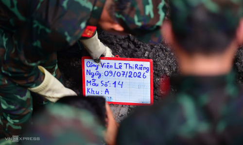 Five more fallen soldiers' remains discovered at Le Thi Rieng Park