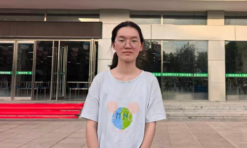 Poor student sought by Tsinghua, Peking universities