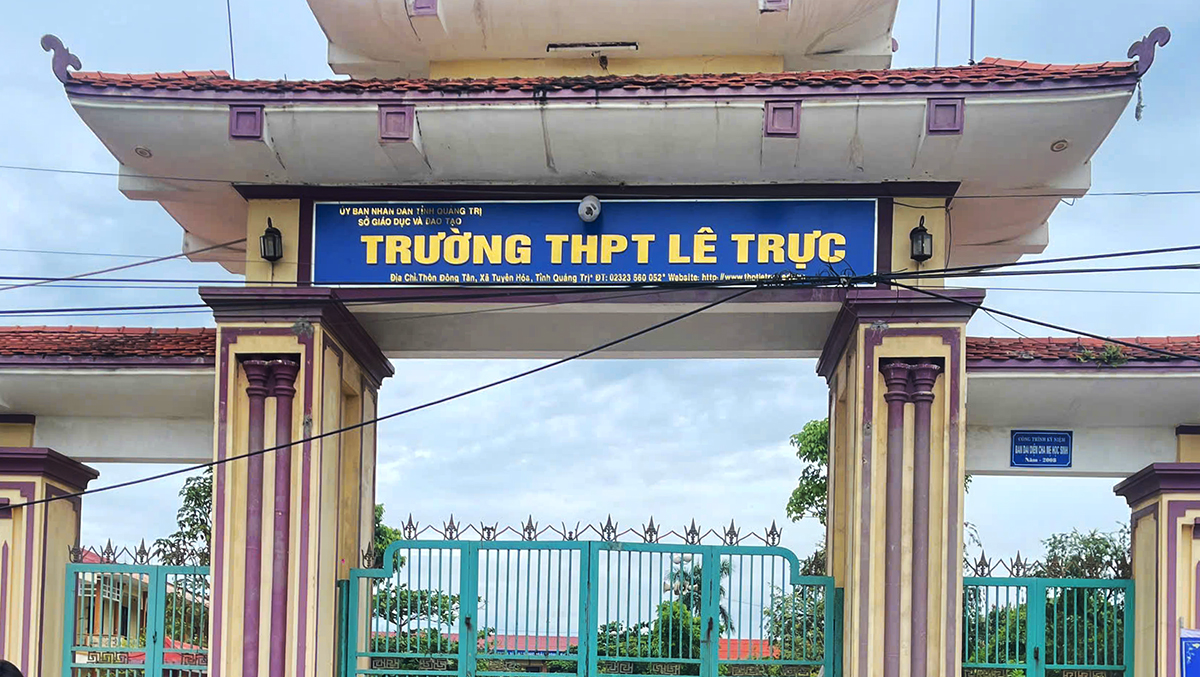 Emergency meeting to verify suspected graduation exam fraud in Quang Tri