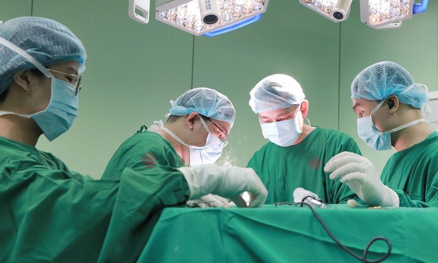 Teenager survives after skull fragment embedded deep in brain