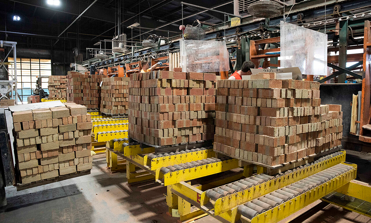 US manufacturing struggles as data centers' insatiable demand for electricity drives up costs