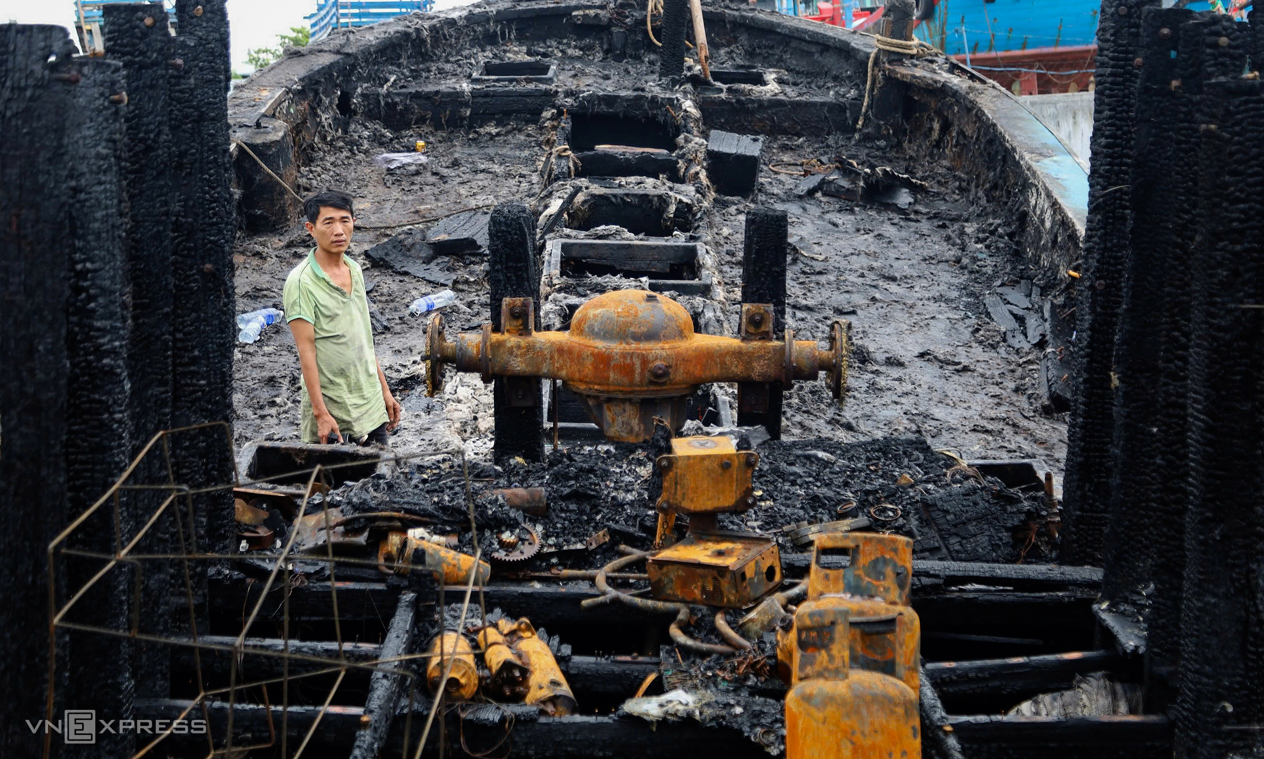Wreckage of eight ships burned at Tam Quan port