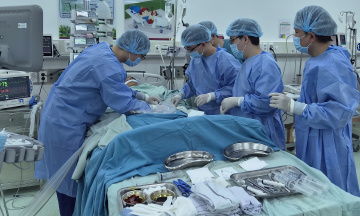 Saving a teenager with fulminant myocarditis