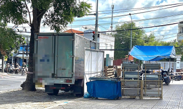 Body found with extensive blood trail on Ho Chi Minh City roadside