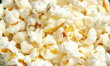 Five food groups for people with uterine fibroids