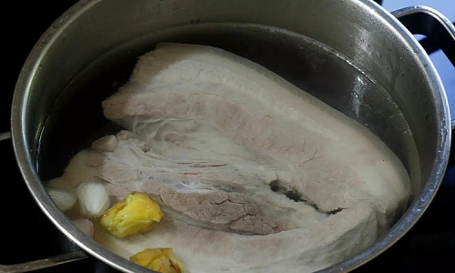 Is an exclusive diet of boiled food always good?