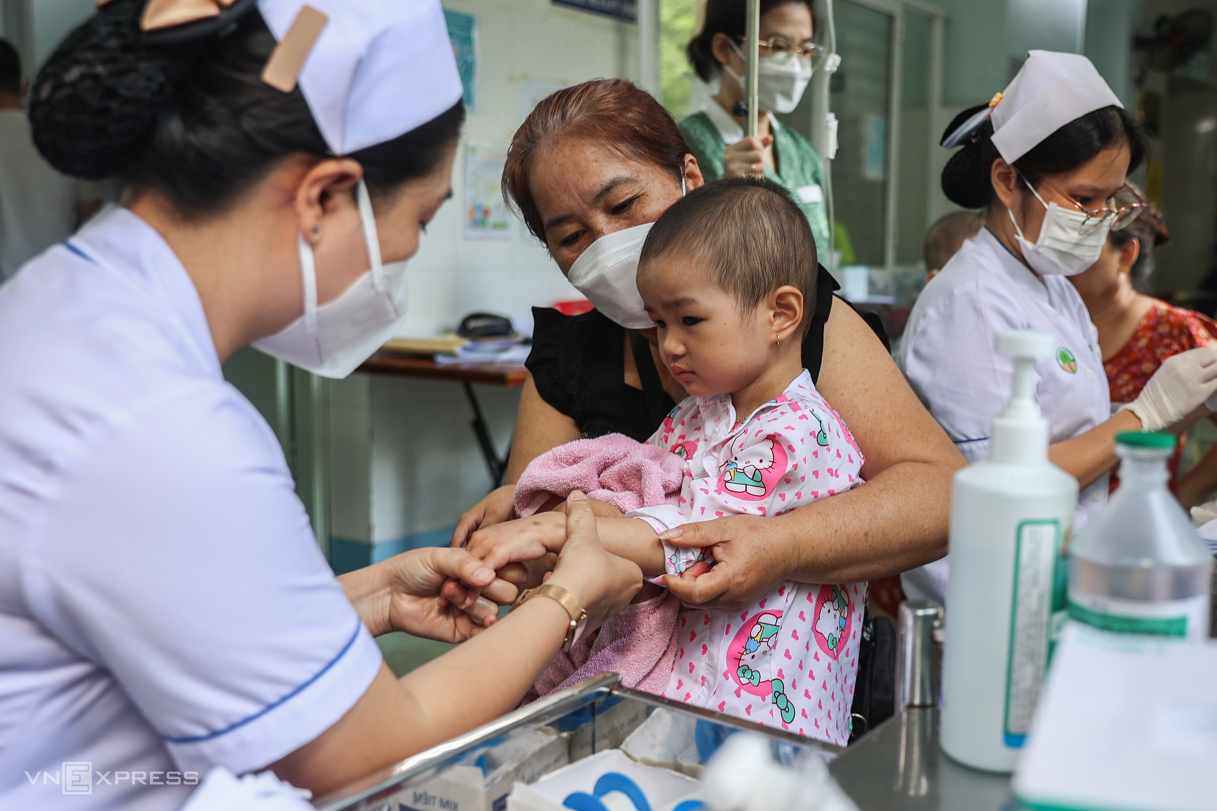How children under 6 receive free health check-ups