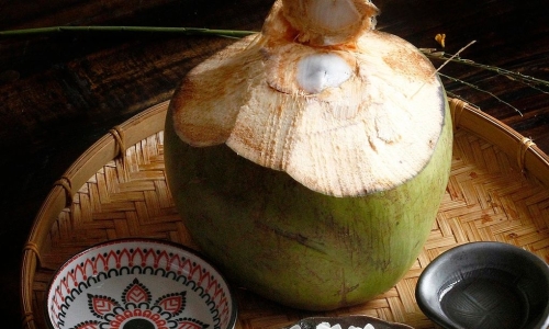 Why coconut water makes braised pork tender and beautifully colored