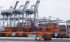US budget deficit due to import tax refunds