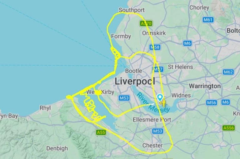 Pilot writes 'I'm bored' in the sky