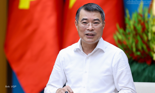 Prime Minister: no policy for widespread commune and ward mergers