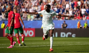 Long-range shots: a potential weapon for France against Spain