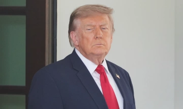 Trump cancels 'protection fee' plan in Hormuz