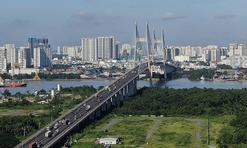 Ho Chi Minh City proposes expanding Phu My bridge to at least eight lanes