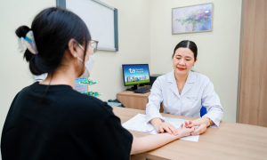 Are elevated liver enzymes a sign of hepatitis B?