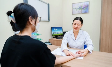 Are elevated liver enzymes a sign of hepatitis B?