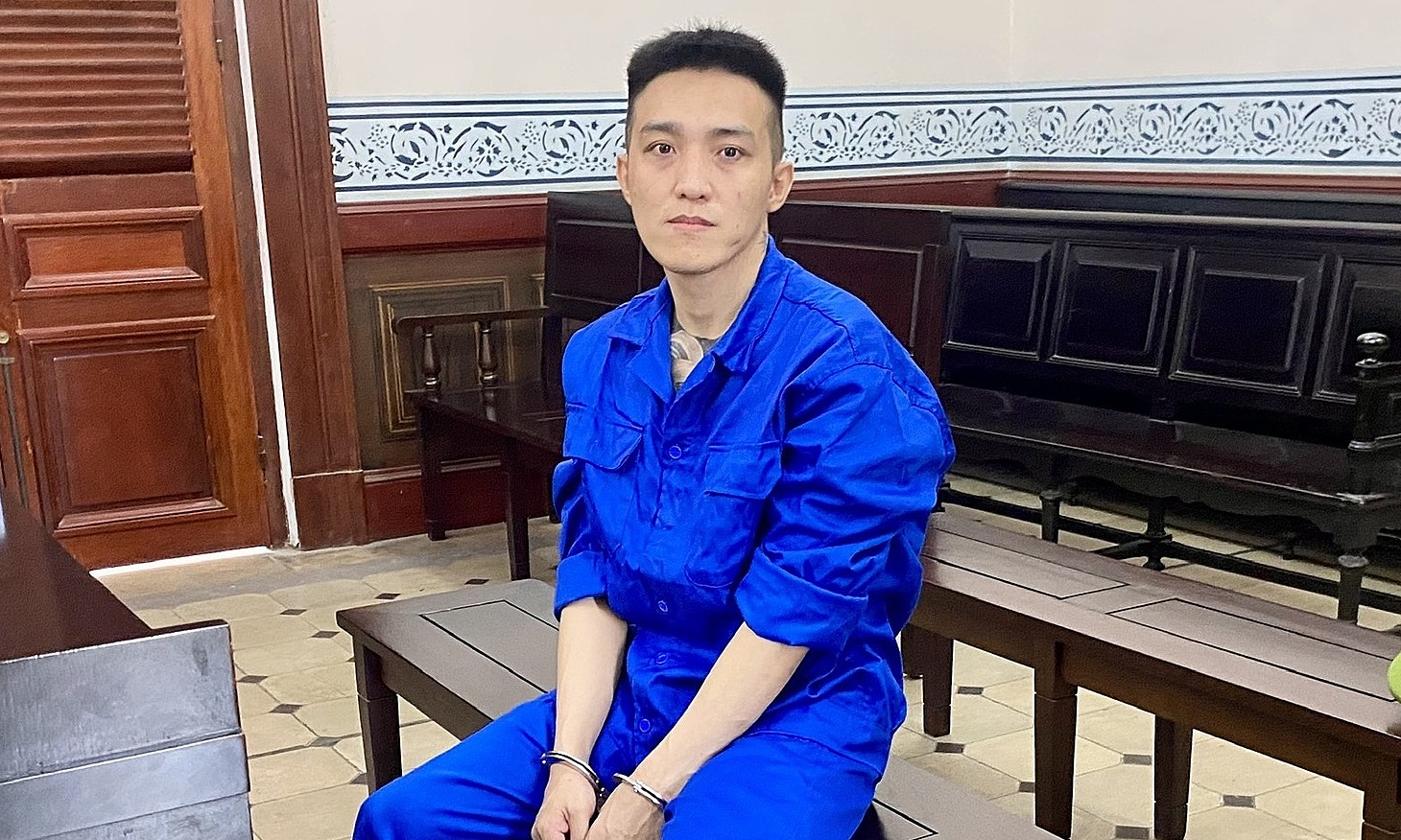 Jealousy leads to man throwing girlfriend from 7,5 m rooftop
