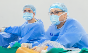 Man's tortuous varicose veins in leg