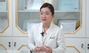 Nam An Hospital offers free acne and scar treatment for young people