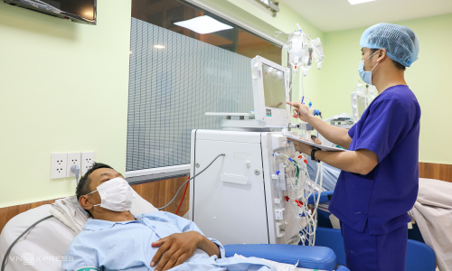 Dialysis patients in Ho Chi Minh City may not have to pay co-payments