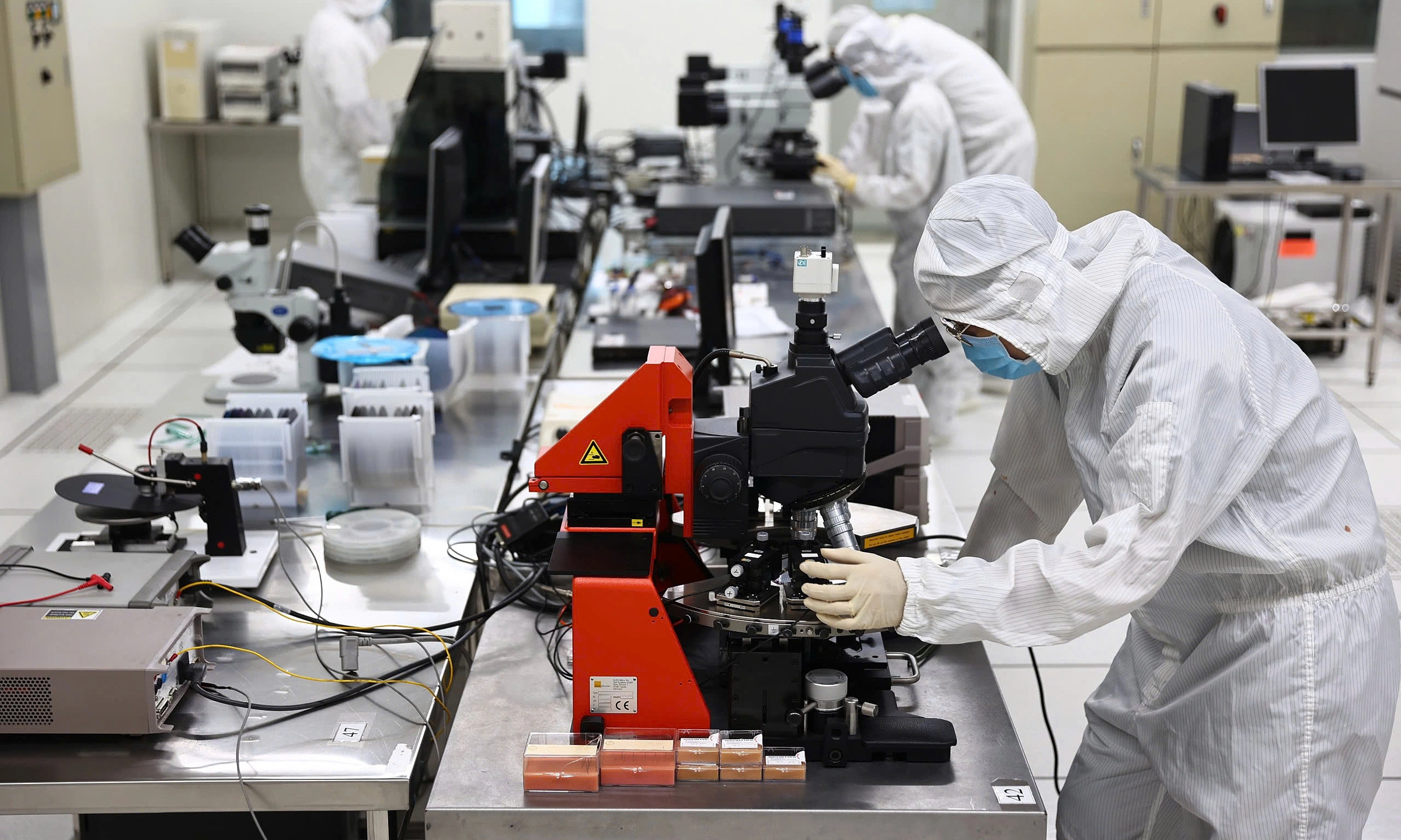 Ho Chi Minh City aims to make high technology a key export group