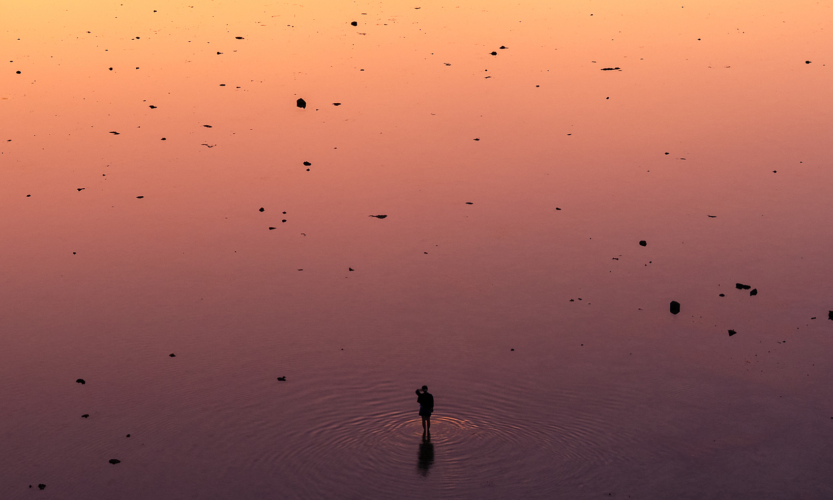 Hunting for the 'sky mirror' at Khanh Hoa beach
