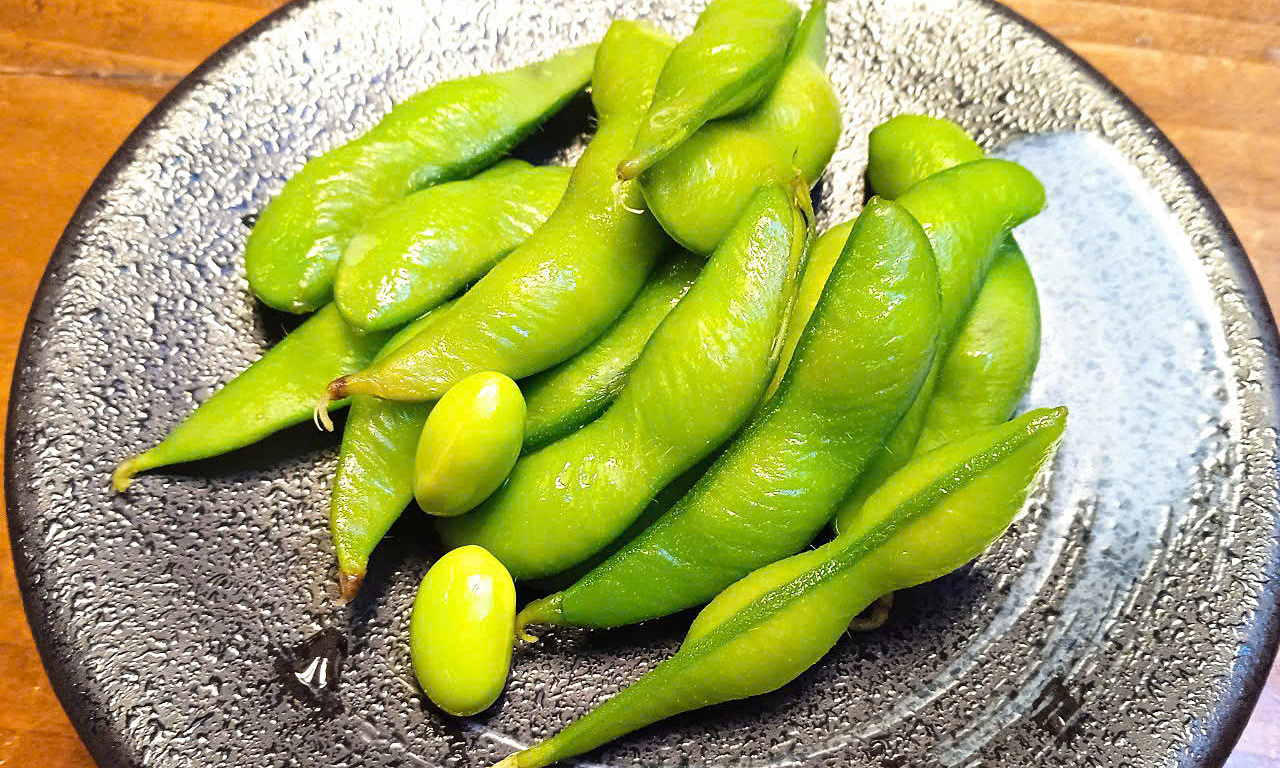 What plant protein and minerals are good for blood pressure?