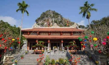 Inside the 500-year-old pagoda in Thanh Hoa