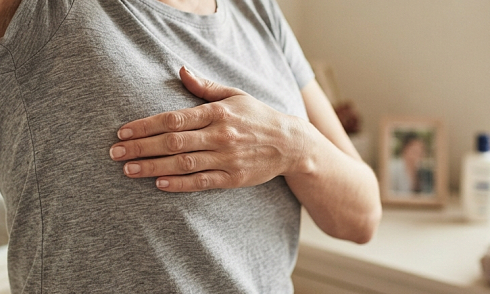 How to self-examine breasts to detect abnormal signs