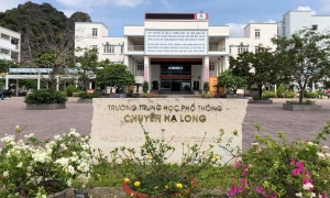Quang Ninh installs air conditioners, solar power for public schools