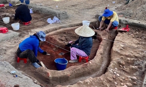 Discovery of an 1,800-year-old cham kiln complex