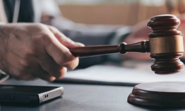 Major company fined for ad comparing customers to a pack of dogs