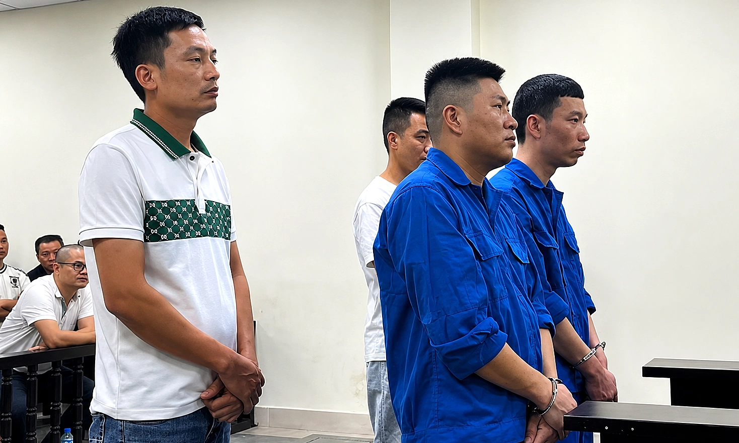 Pawn shop employee colludes with borrower to defraud owner