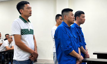 Pawn shop employee colludes with borrower to defraud owner