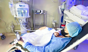 When can premature babies have skin-to-skin contact with their mother?
