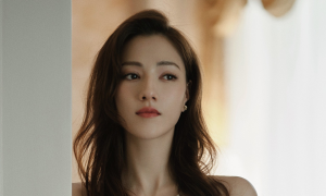 'The most beautiful Daji on screen' dates heir