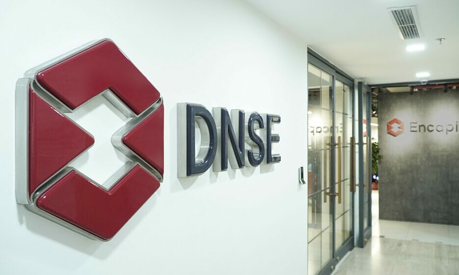 DNSE operating revenue rises nearly 60% in first half