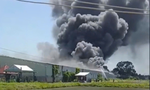 Fire at garment company in Dong Thap