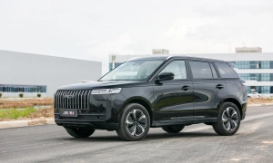 Jaecoo J5 HEV: a Chinese crossover assembled in Vietnam